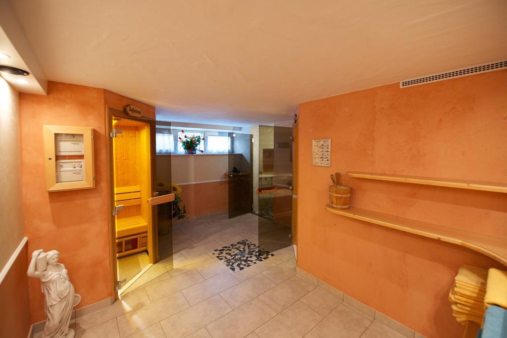 Pension Alpenrose Zell am See Exterior foto